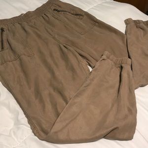 Khaki joggers